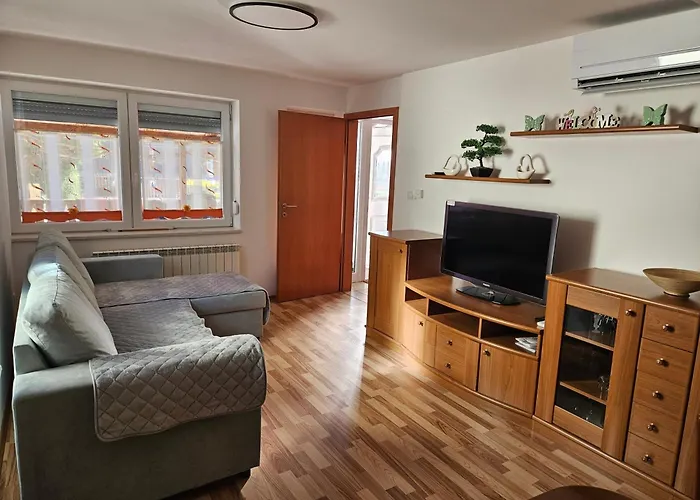 아파트 Apartma Ferida