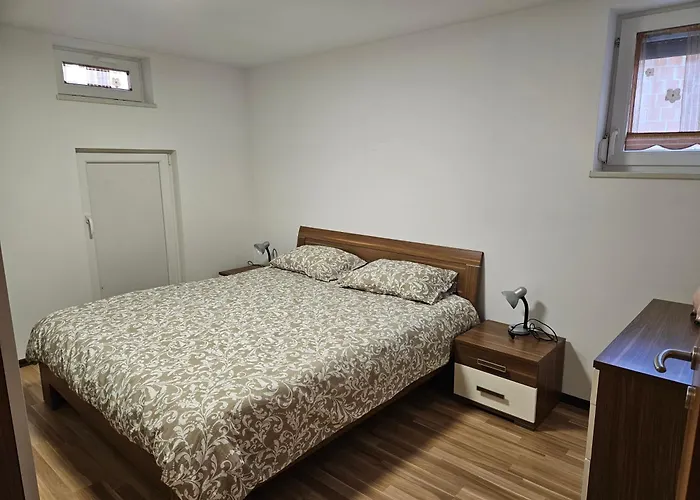Apartma Ferida דירה בובק