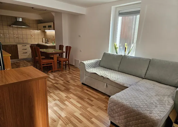 Apartma Ferida דירה בובק